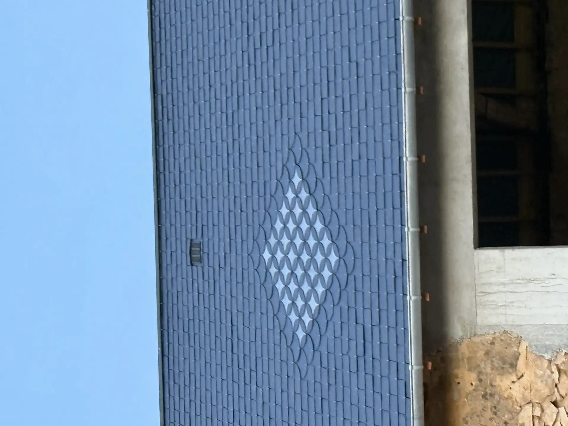 Pose de couverture toiture en tuiles dans la Sarthe - Arts et Bois